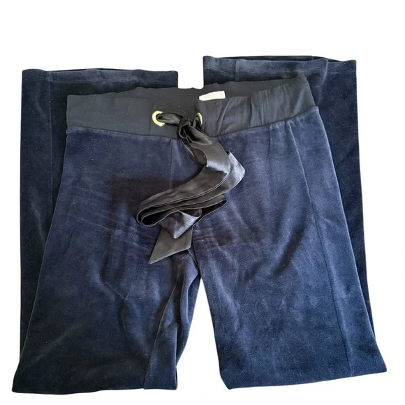 Beach Bunny Lounge Pants - Picture 2 of 6